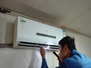 德格格力空调电话是多少